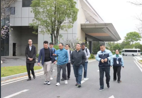 華碩代表團到訪奧士康, 共探高端PCB新未來